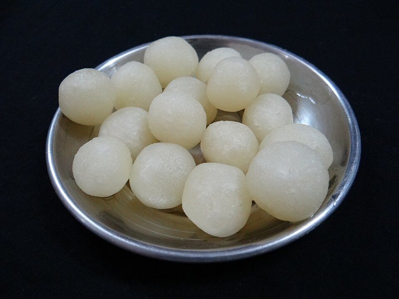 Gujarati Rasgulla (1 pc)
